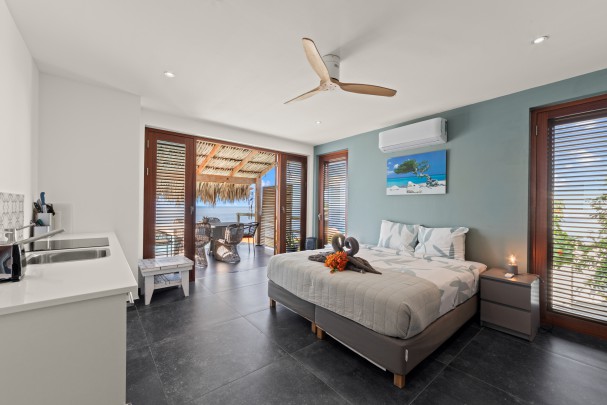 Cas Abao – Moderne 5-Slaapkamer Villa met Zeezicht