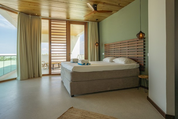 Luxury villa with pool, jacuzzi & sea view near Jan Thiel Beach