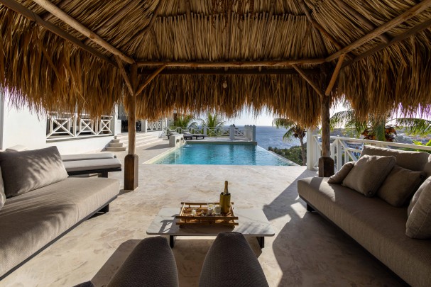 Blue Bay &ndash;  Exclusive Villa with Panoramic Sea & Golf Views