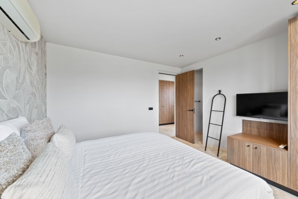 Blue Bay - Moderne Luxe Villa aan Golfbaan voor vakantieverhuur