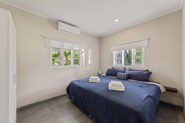 Mahaai - Apartment Complex with Pool and Rental Income