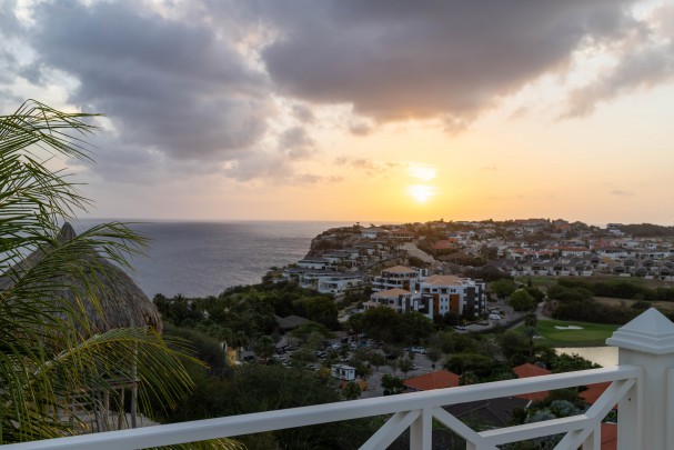 Blue Bay &ndash;  Exclusive Villa with Panoramic Sea & Golf Views