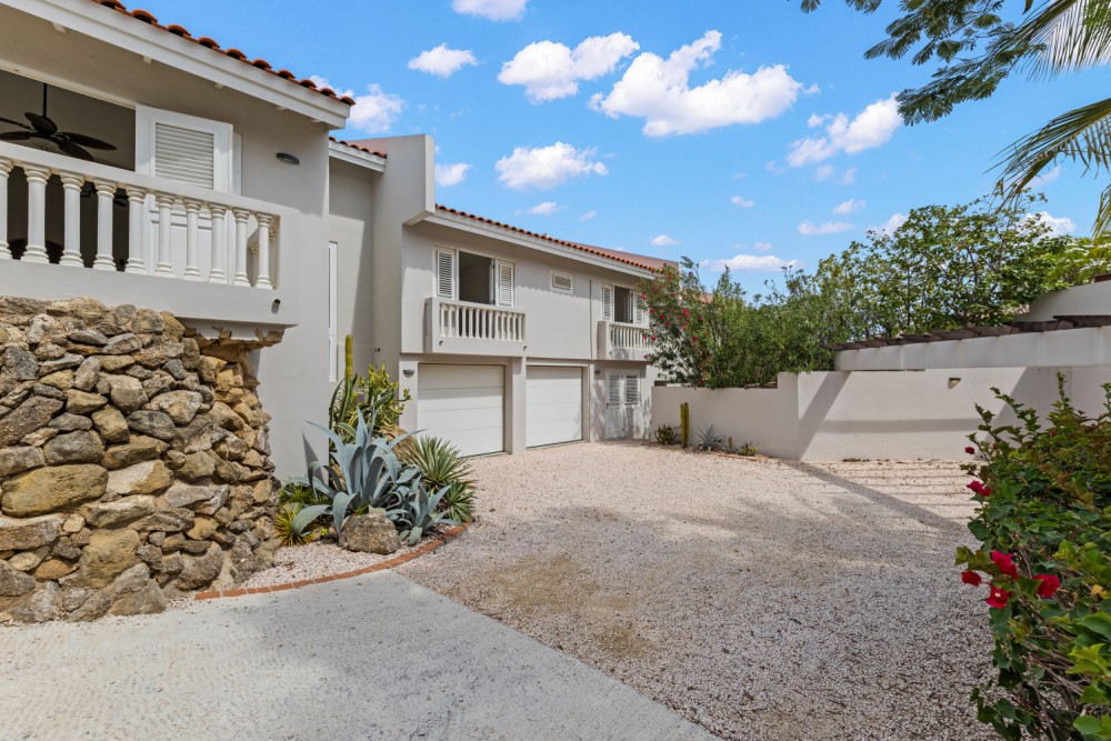 Blue Bay BD61 - Spacious Villa with Guest Apartment photo 34