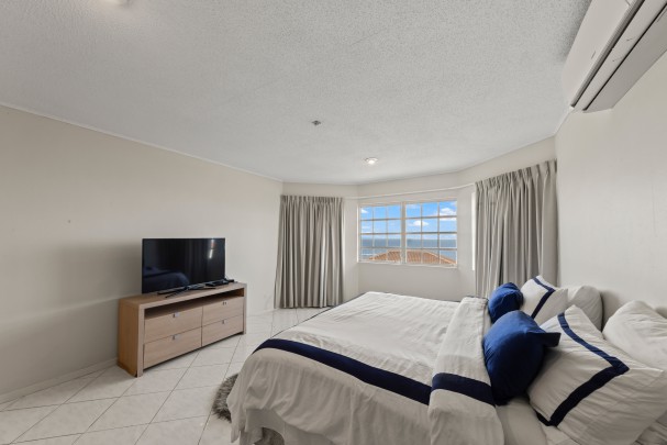 Blue Bay Resort - Caribbean Luxury Villa with 7 Bedrooms and Sea Views