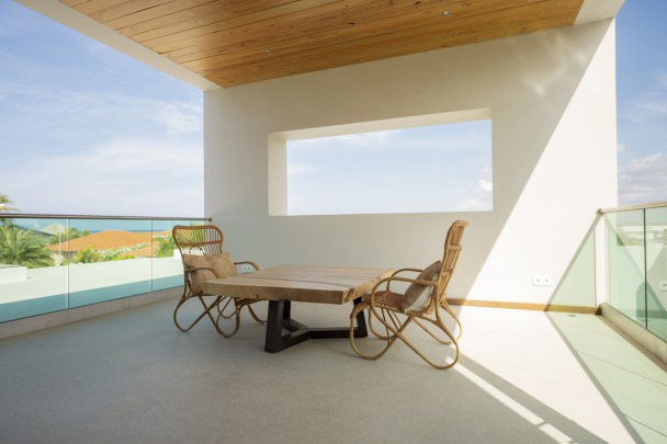 Luxury villa with pool, jacuzzi & sea view near Jan Thiel Beach