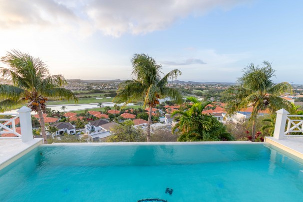 Blue Bay &ndash;  Exclusive Villa with Panoramic Sea & Golf Views