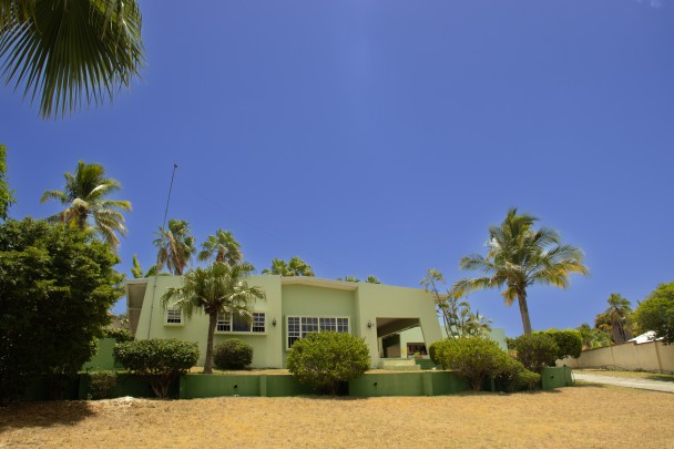 Charmant 3-Slaapkamer Huis met Tuin & Gastenappartement – Cerito