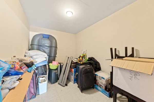 Blue Bay – Grote villa met twee ruime appartementen