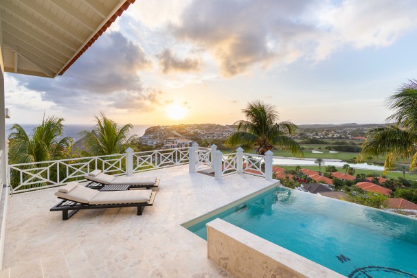 Blue Bay &ndash;  Exclusive Villa with Panoramic Sea & Golf Views