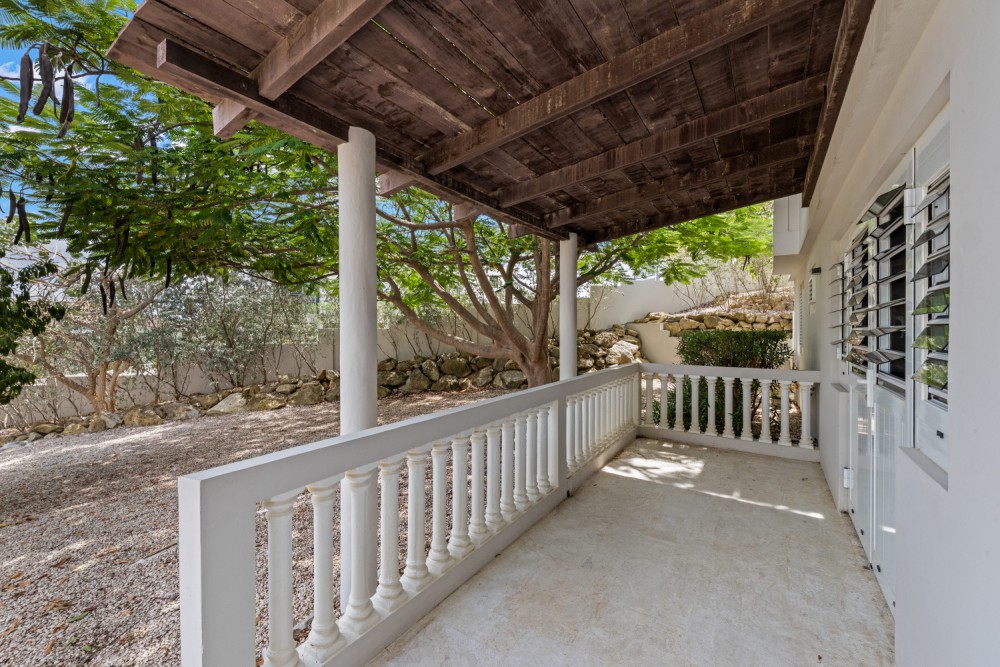 Blue Bay BD61 - Spacious Villa with Guest Apartment photo 38