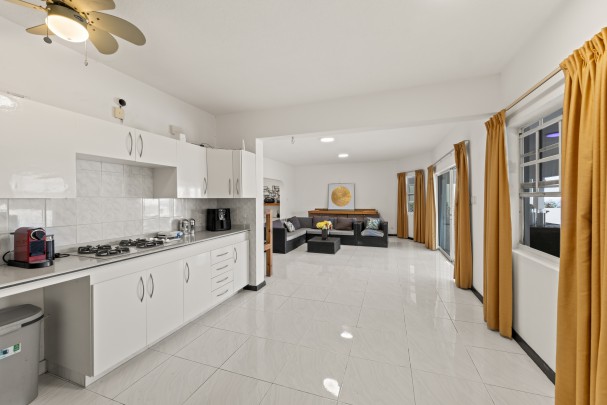 Blue Bay Resort - Caribbean Luxury Villa with 7 Bedrooms and Sea Views