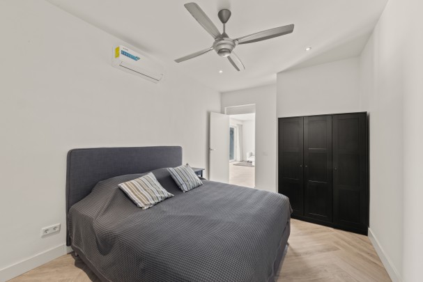 Blue Bay – Spacious Villa with Ocean View, Pool & 2 Apartments