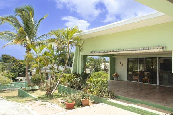 Charmant 3-Slaapkamer Huis met Tuin & Gastenappartement – Cerito
