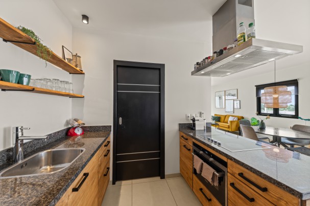 GREENVIEW &ndash;2 slaapkamer appartement met prachtig uitzicht