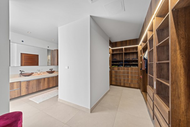 Jan Sofat luxury villa with 2 apartments & panoramic views