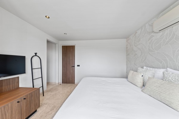Blue Bay - Moderne Luxe Villa aan Golfbaan voor vakantieverhuur