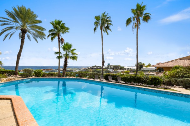 Ocean Resort &ndash; Ruim Luxe Gemeubileerd Appartement met Zeezicht