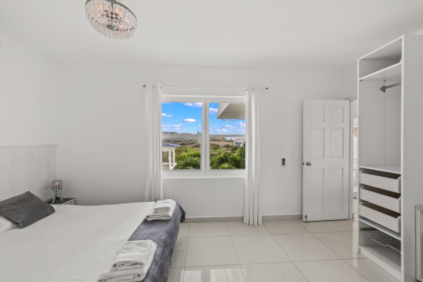 Champartments - Luxury group resort white villa on Curaçao 