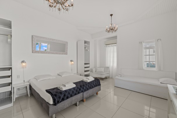 Champartments - Luxury group resort white villa on Curaçao 