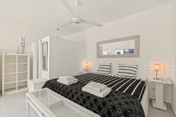 Champartments - Luxury group resort white villa on Curaçao 