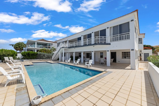 Blue Bay Resort - Caribbean Luxury Villa with 7 Bedrooms and Sea Views