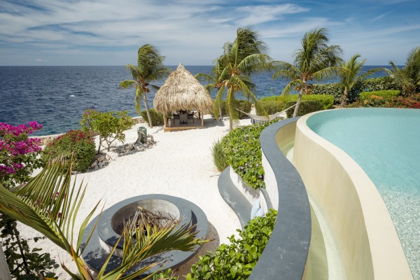 Blue Bay BQ9 - Most Exclusive Oceanfront Villa in Curaçao