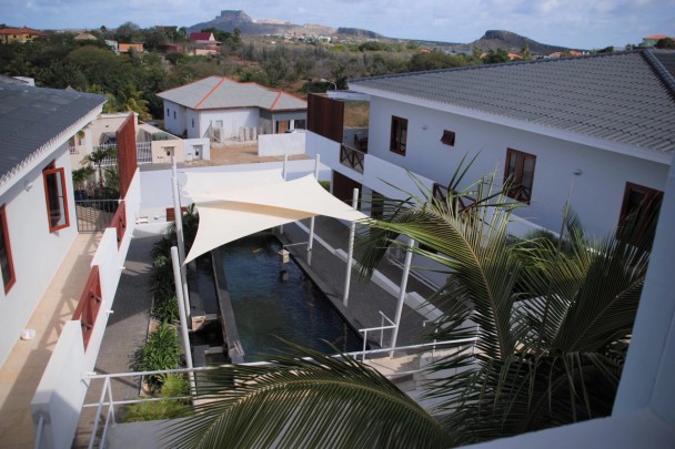 Ruim appartement met zwembad te huur in Jan Thiel -dichtbij het strand