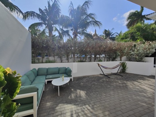 Ruim appartement met zwembad te huur in Jan Thiel -dichtbij het strand