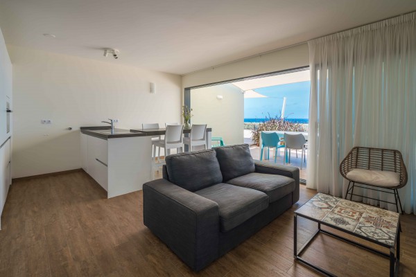 Blue Bay B-section | Excellent investment and/or ideal living comfort.