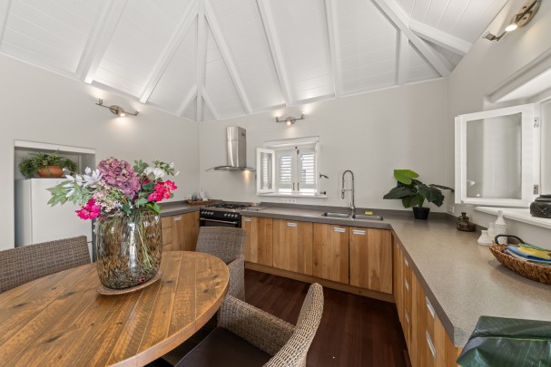 Otrobanda – Stylish 2-bedroom apartments with plunge pool
