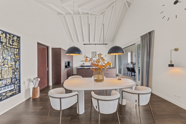Blue Bay – Exclusive villa met adembenemend uitzicht  