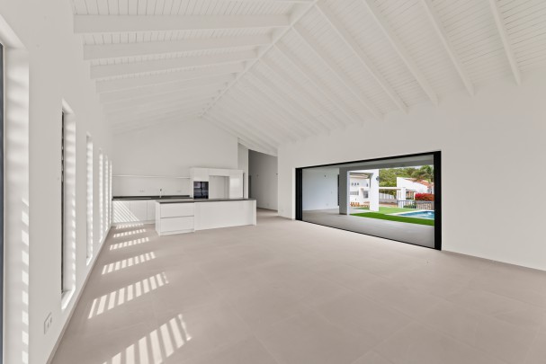 Blue Bay - Luxueze nieuwbouwwoning met 4 slaapkamers en zwembad