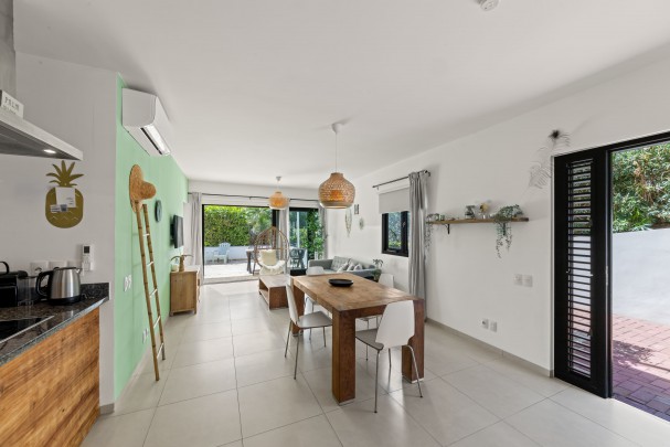 GREENVIEW &ndash; 2-Bedroom Ground Floor Apartment with Privacy