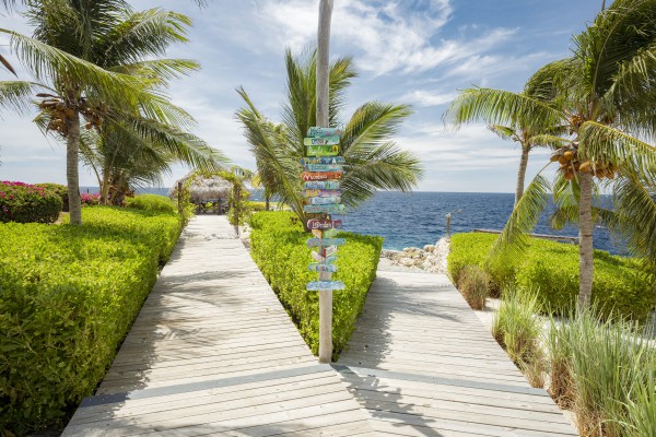 Blue Bay BQ9 - Most Exclusive Oceanfront Villa in Curaçao