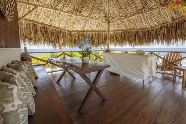 Blue Bay BQ9 - Most Exclusive Oceanfront Villa in Curaçao