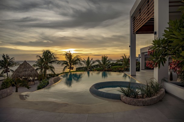 Blue Bay BQ9 - De meest exclusieve oceanfront villa van Curaçao