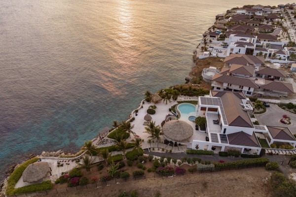 Blue Bay BQ9 - Most Exclusive Oceanfront Villa in Curaçao