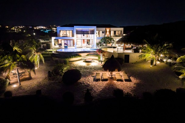 Blue Bay BQ9 - De meest exclusieve oceanfront villa van Curaçao