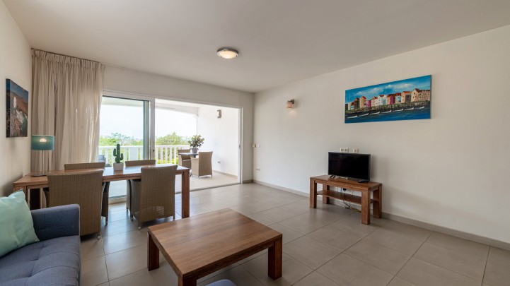 Triple Tree 29 – Unique 2-bedroom corner apartment with ocean view