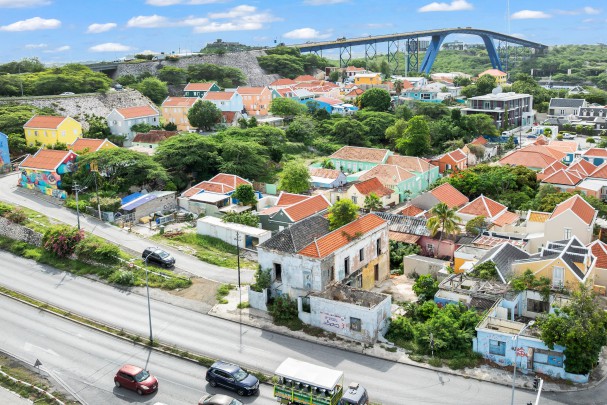 Otrobanda – Historic City Villa with Renovation Permit