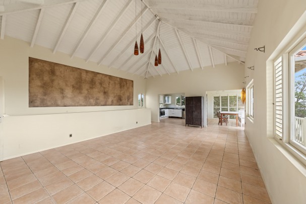 Stylish Jan Thiel Villa with Pool and Exceptional Investment Potential