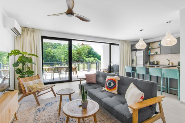 Blue Bay The Breeze – Luxury Newly Built 2-bedroom Apartment with Pool
