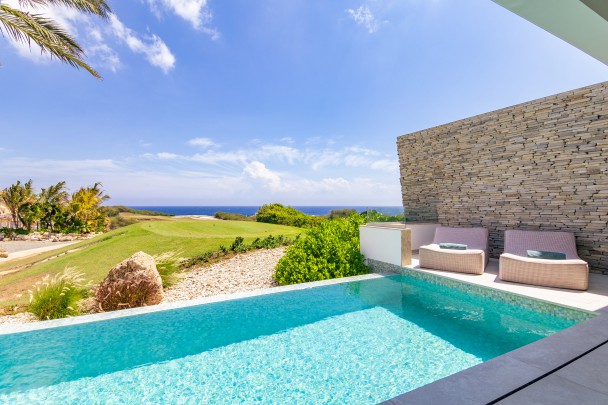 THE CAPE 6 - Exclusive apartment with sea view and private pool.