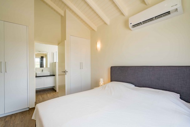 Exclusief topfloor appartement met zeezicht in Blue Bay