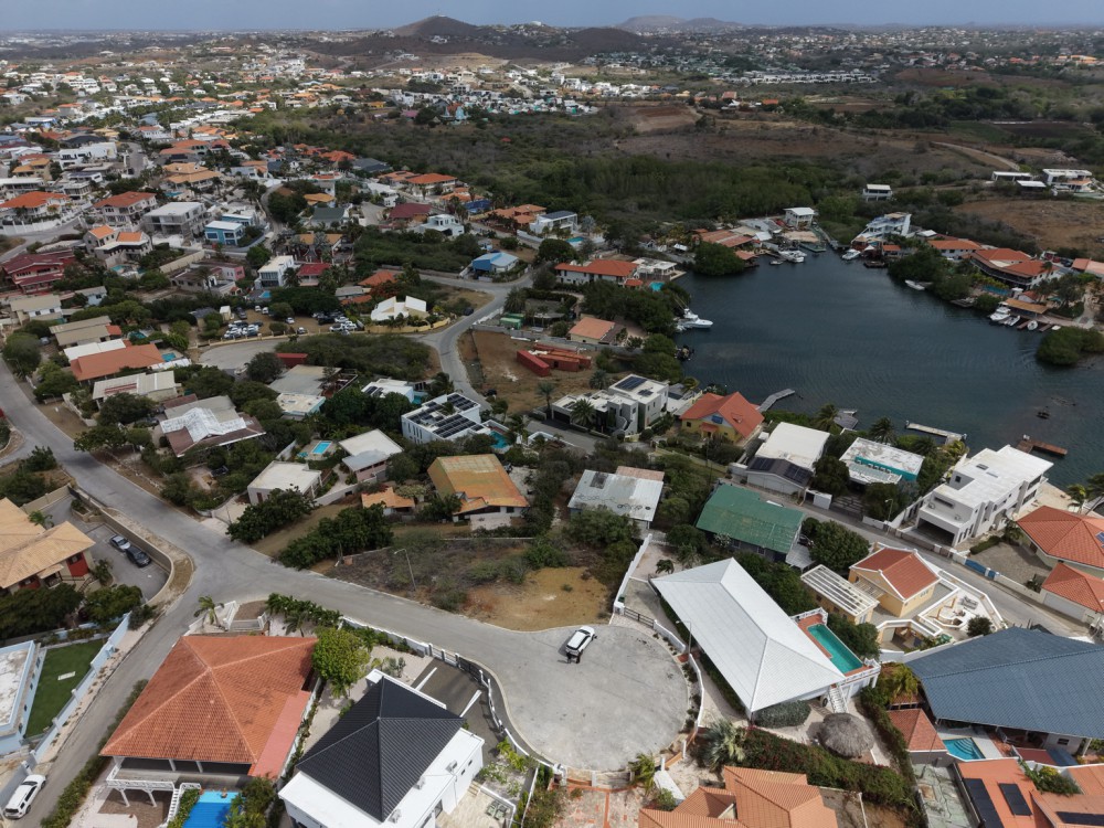 Spacious Lot with Beautiful Spanish Water Views | Brakkeput Abou photo 7