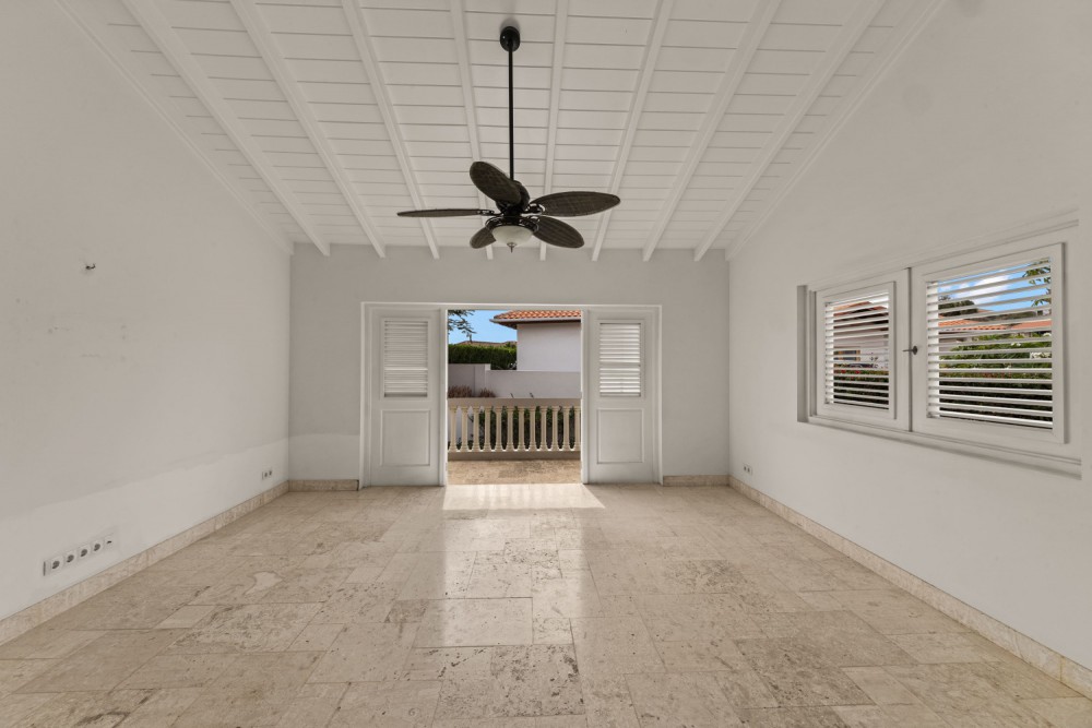 Blue Bay BD61 - Spacious Villa with Guest Apartment photo 6