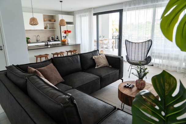 The Breeze – Beautiful 2-bedroom apartment perfect for vacation rental