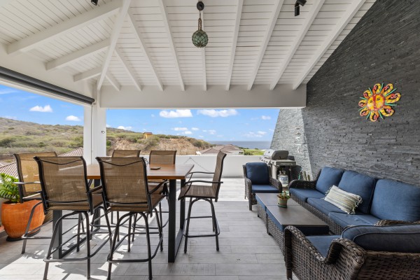 BLUE BAY – Luxury apartment in the Reef with two bedrooms and sea view