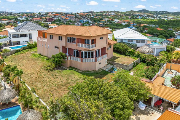 Majestic Hilltop Villa with Endless Ocean Views -  Brakkeput, Curaçao