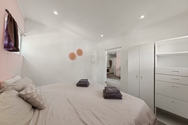 Mahaai - Appartementencomplex met Zwembad en Huurinkomsten
